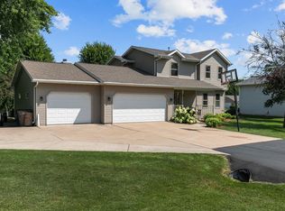 4088 Marquis Rd, Oshkosh, WI 54904