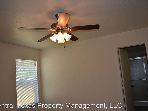 5th image of 308 Elbert Ln #A