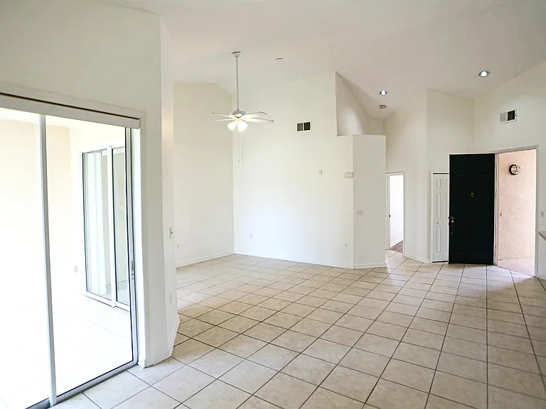 1603 Prestwick Pl — Photo 11