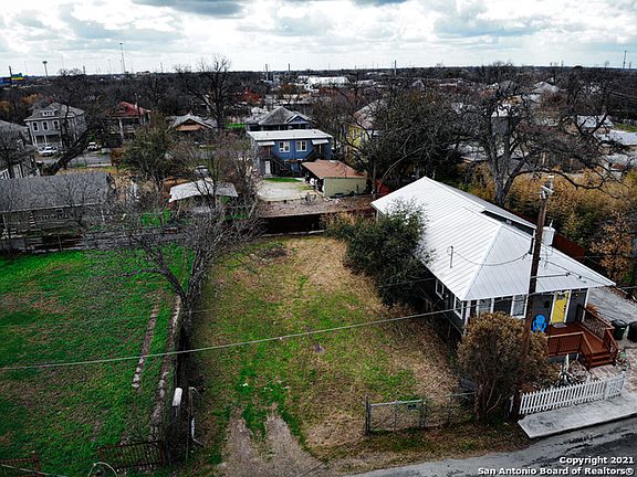 4th image of 118 Kearney St