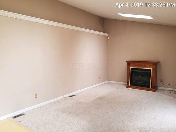 3rd image of 7693 Swindon St