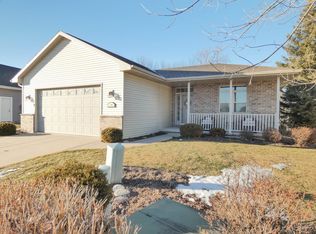 2046 Wisteria Cir, Green Bay, WI 54313