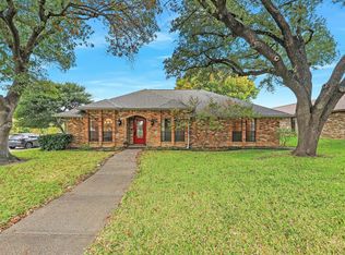 6601 Warm Breeze Ln, Dallas, TX 75248