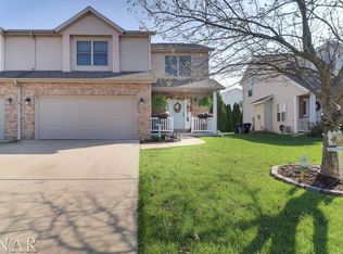 4 Rock Garden Ct APT 2, Bloomington, IL