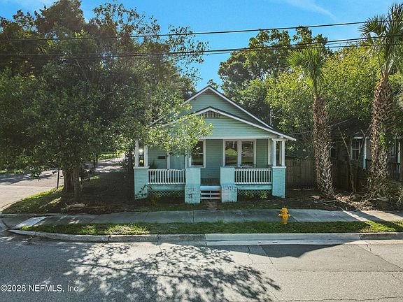 5th image of 729 KING Street