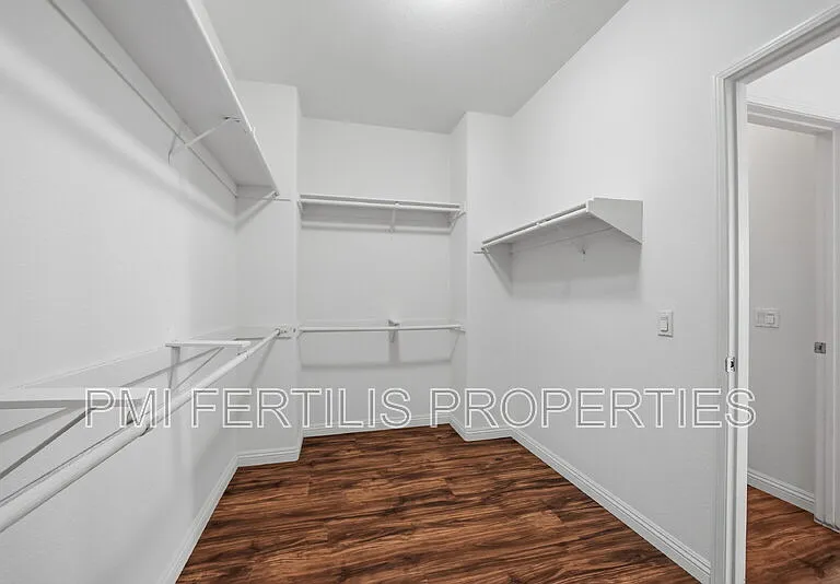 7167 Elsa Ct — Photo 39