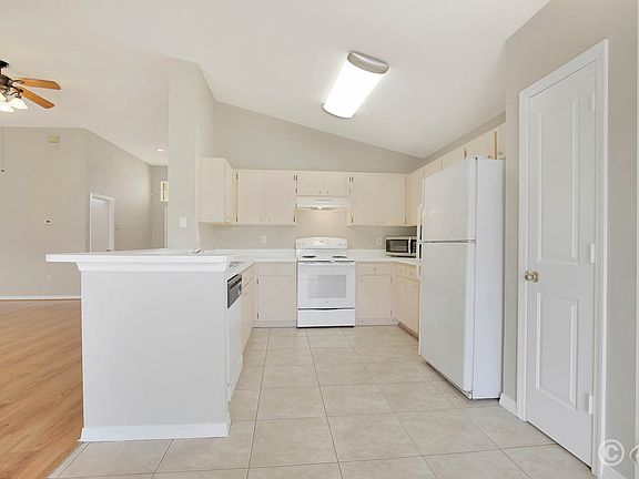 4th image of 11308 Stacey Lee Ct