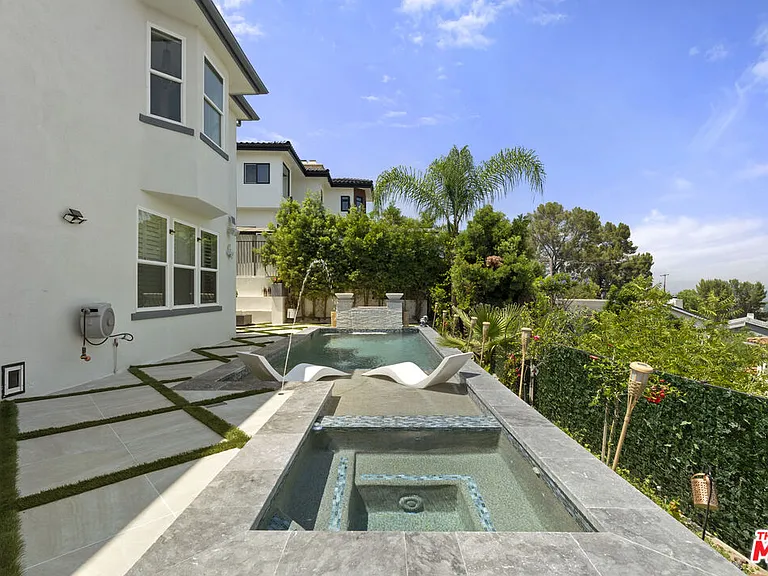 21615 Medina Estates Dr — Photo 19