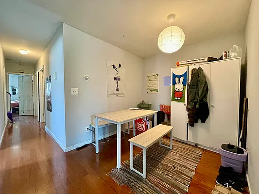 Rented by Oxford Property Group | media 44