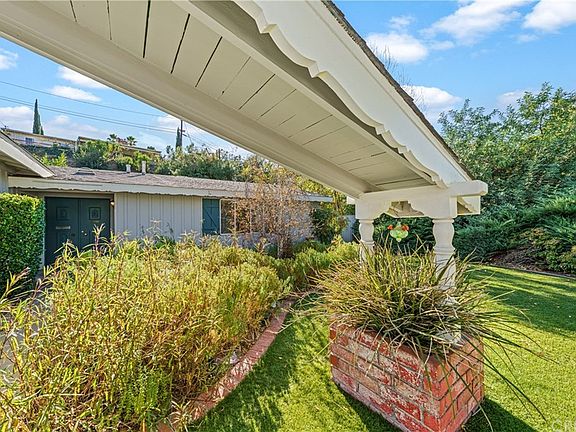 2nd image of 20716 Burbank Blvd