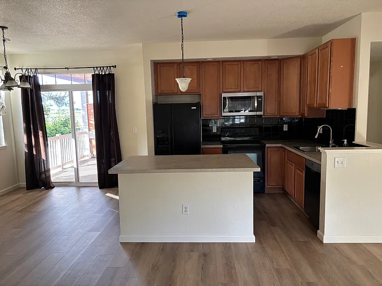2155 Grays Peak Dr #102 — Photo 2