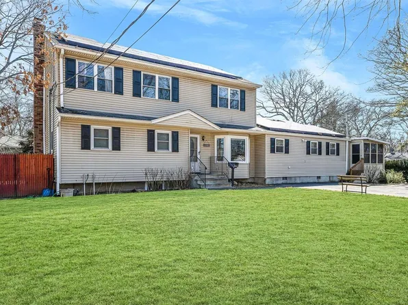 1201 Brookdale Avenue, Bay Shore, NY 11706