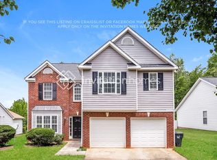 352 Jasmine Dr, Locust Grove, GA 30248