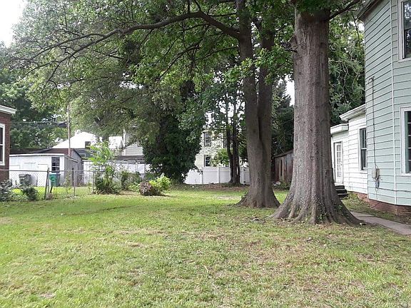3rd image of 1110 N 35th St