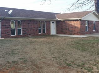 515 S Jeff St, Apache, OK 73006