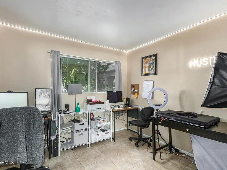 1143 E Sandpiper Dr #105 — Photo 10