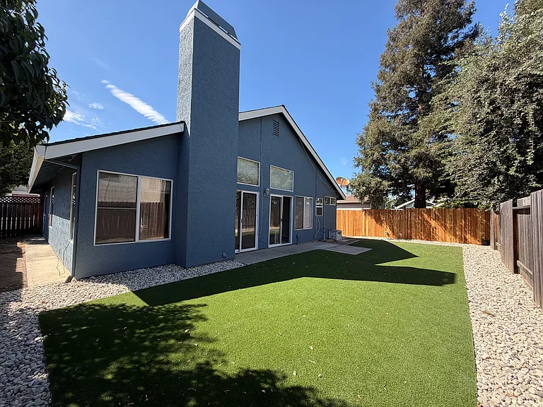 6260 Vanden Rd — Photo 39