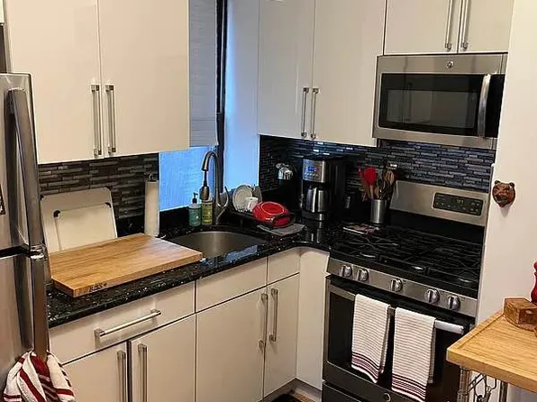 31-72 37th Street image 1 of 10