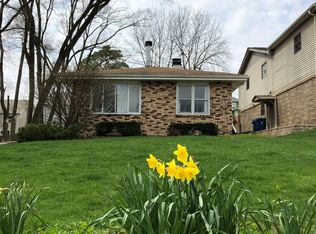 4824 Francisco Ave, Downers Grove, IL