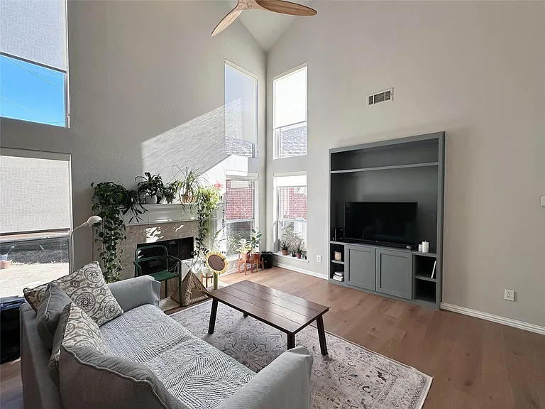 4103 Midrose Trl — Photo 8
