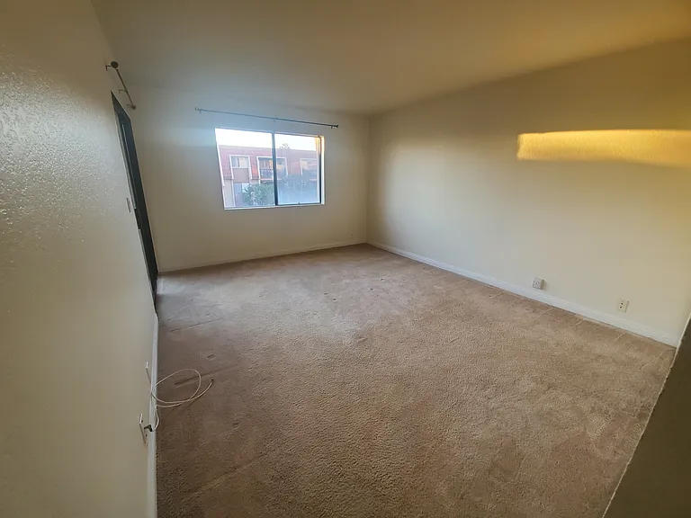 2101 E 21st St #218 — Photo 9