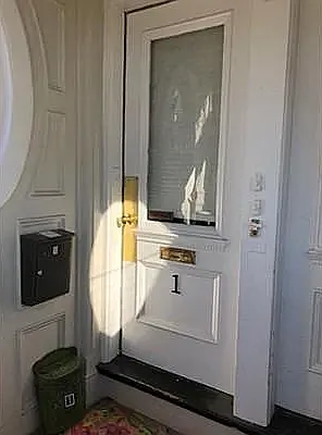 2 bed, 1100 sqft, $2,400 — Photo 1