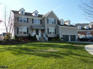 2 Samara Cir, Northfield, NJ 08225