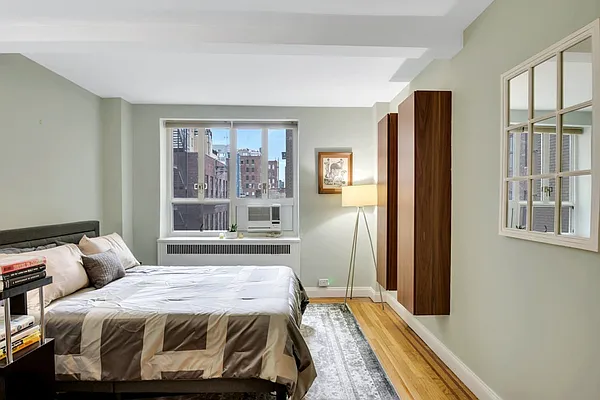 Rented by Bold New York | media 10