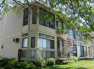 6380 N Harris Harbor Dr, Oak Harbor, OH 43449