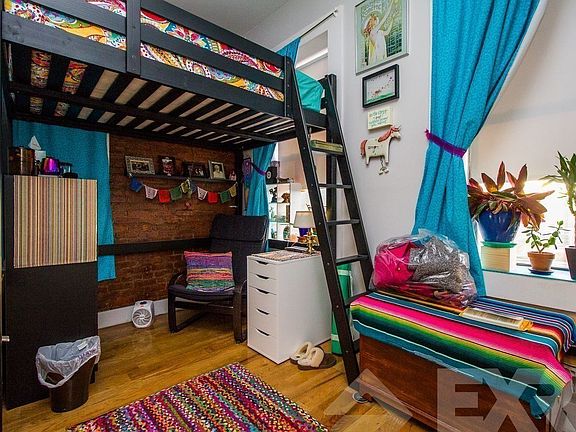 3rd image of 1159 Dean St #3X