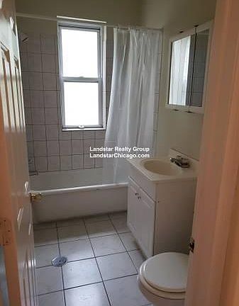 4th image of 4735 N Malden St APT 108
