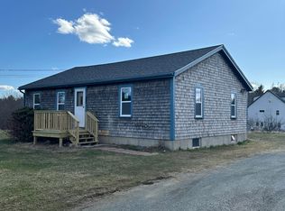 123 Bayside Rd, Ellsworth, ME 04605