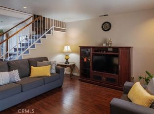 916 E 65th St APT 3, Inglewood, CA 90302