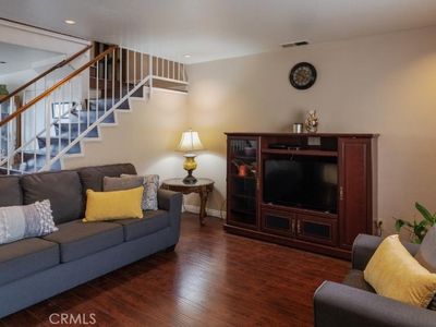 916 E 65th St APT 3, Inglewood, CA, 90302