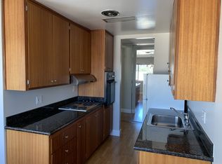 141 Montecito Ave #304, Oakland, CA 94610