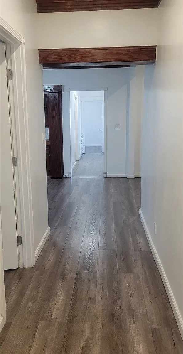 2 bed, 963 sqft, $2,500 — Photo 2