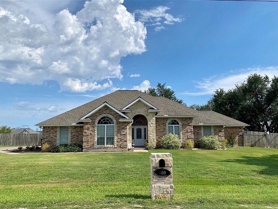 1st image of 180 Bridle Path Dr