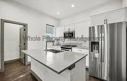 2 bed, 4.0 bath, 1359 sqft, $2,900 — Photo 4