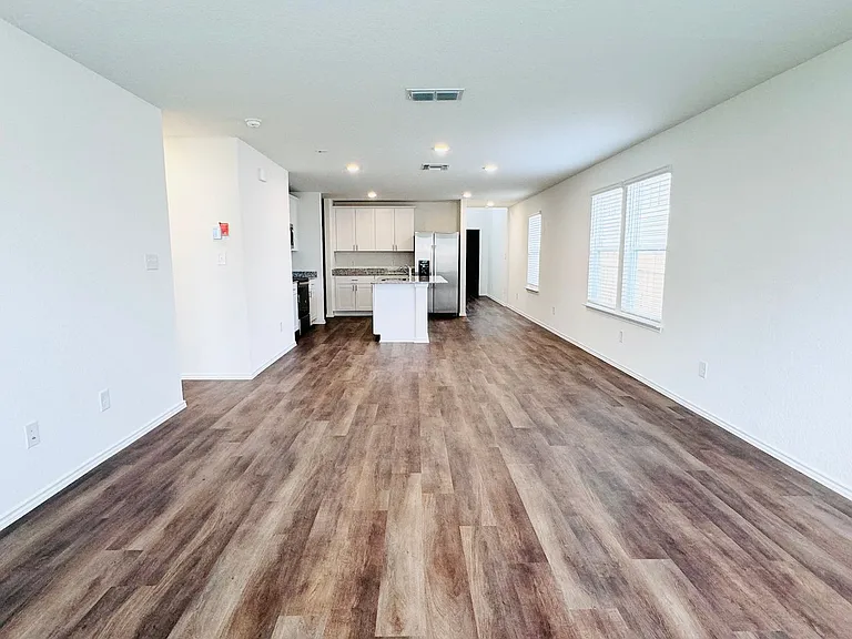 4089 Lily Glade Ln — Photo 11