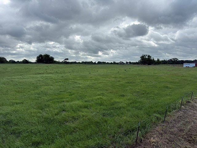 2nd image of 479 Vz County Road 1504