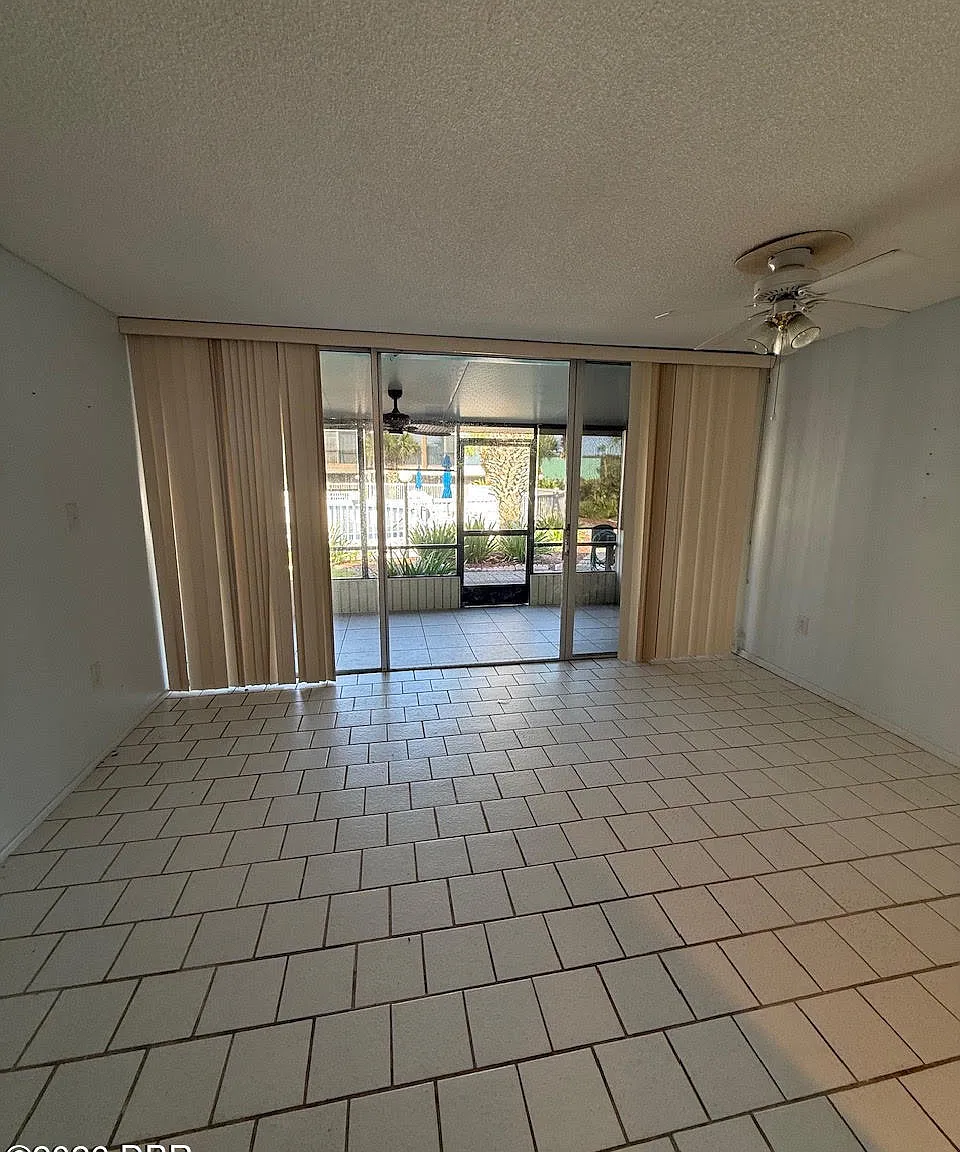 2 bed, 2.5 bath, 1252 sqft, $1,800 — Photo 3