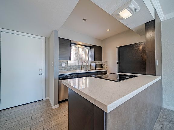 3rd image of 4600 N 68th St Unit 373