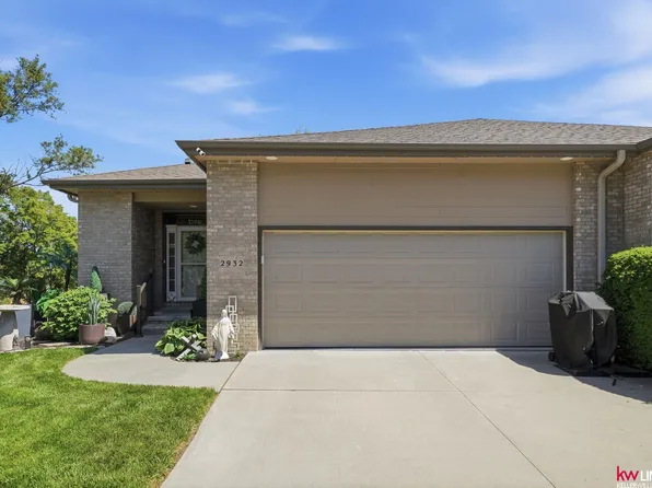 2932 Park Place Ct, Lincoln, NE 68506