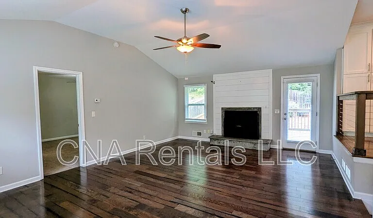 3290 Forest Creek Dr SW — Photo 15