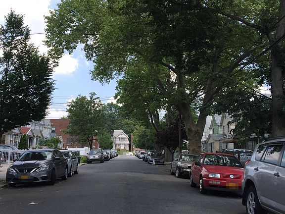 4th image of 8837 201st St