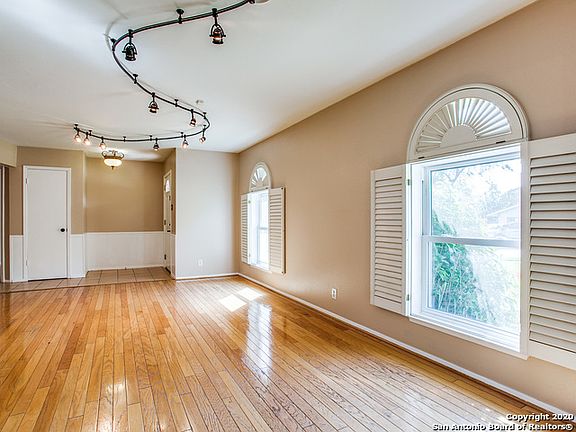 4th image of 3707 Minthill Dr