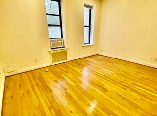 1590 York Ave APT 3, New York, NY 10028