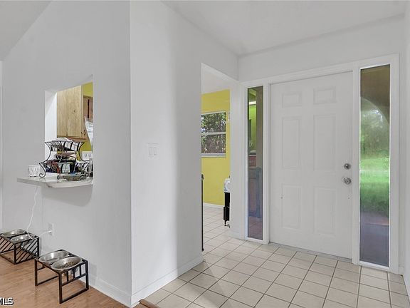 3rd image of 3202 E 5th St
