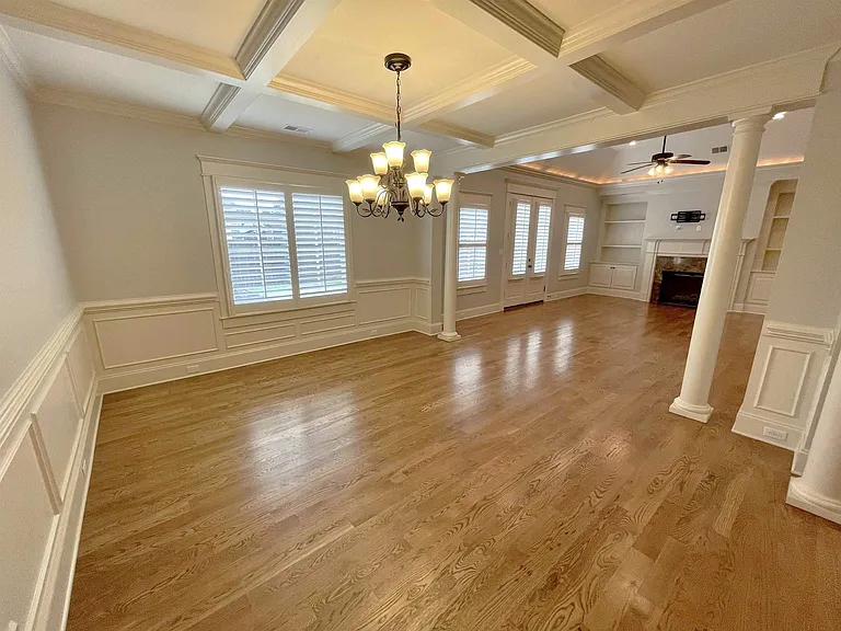 1820 Enclave Hollow Ln E — Photo 7