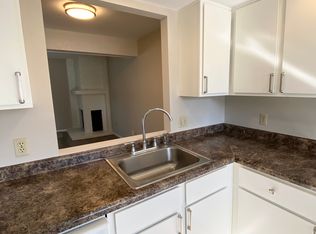 2302 Melrose Dr APT B, Champaign, IL